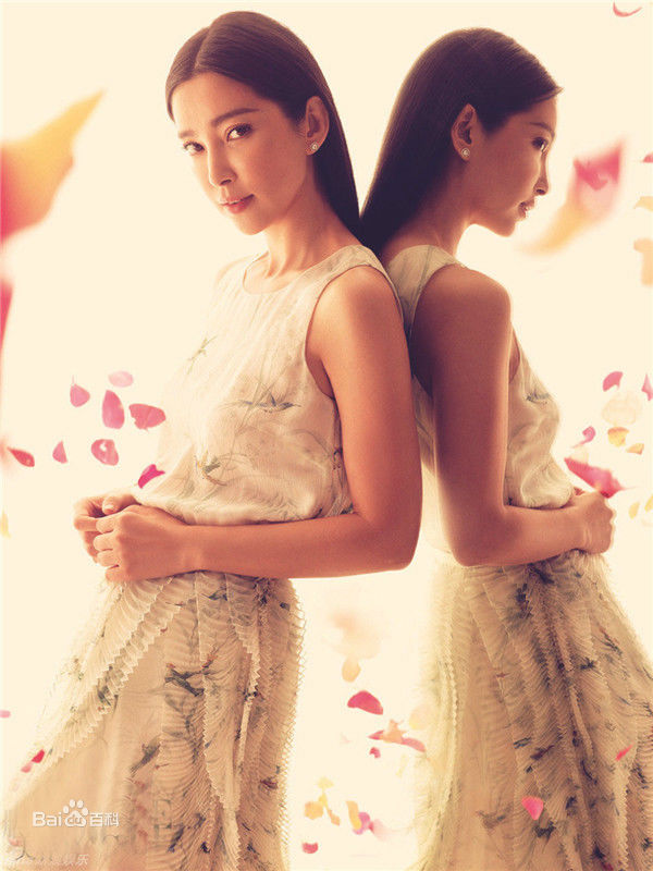 李冰冰(Li Bingbing)《Vogue》封面