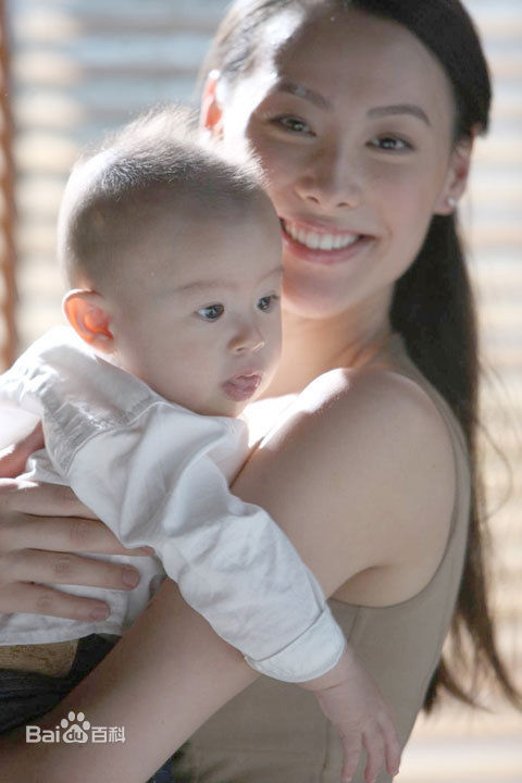 精选梁洛施(Nolasco Da Silva Luisa Isabella)精彩图册