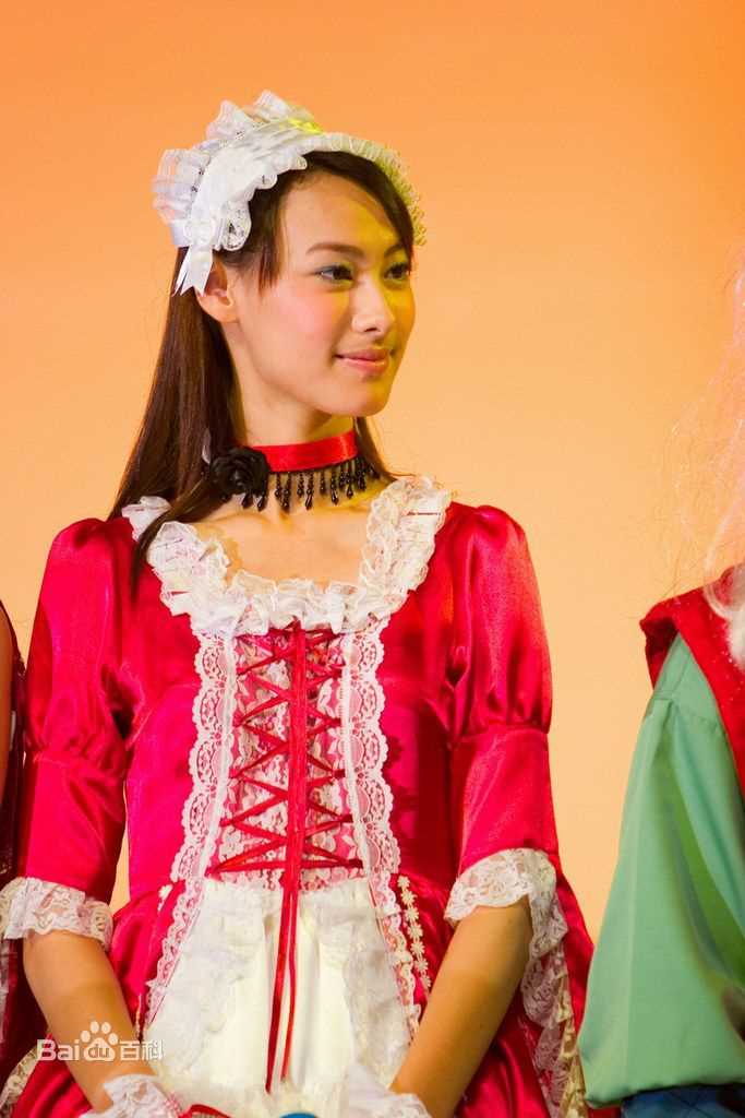 梁洛施(Nolasco Da Silva Luisa Isabella)2007.7.31  现身漫画节壁纸壁纸