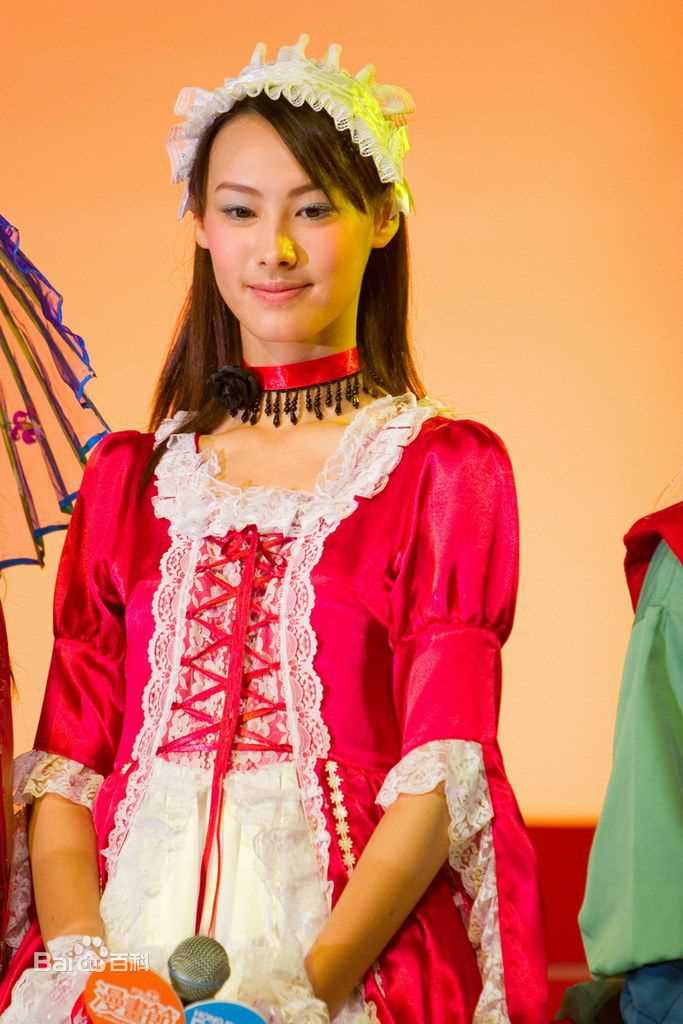 梁洛施(Nolasco Da Silva Luisa Isabella)2007.7.31  现身漫画节壁纸壁纸