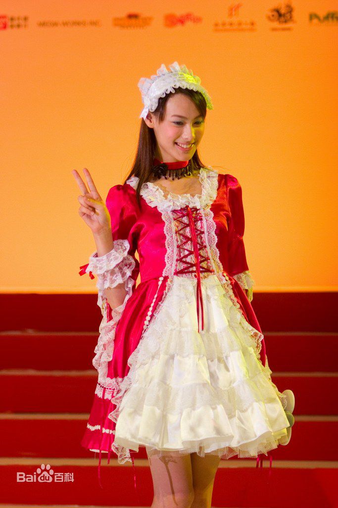 梁洛施(Nolasco Da Silva Luisa Isabella)2007.7.31  现身漫画节壁纸壁纸