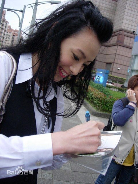 梁洛施(Nolasco Da Silva Luisa Isabella)精彩图册