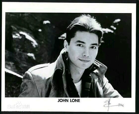 尊龙(John Lone)最新壁纸