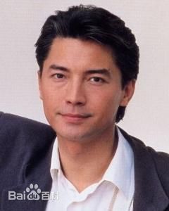 尊龙(John Lone)最新壁纸