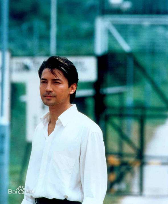 尊龙(John Lone)最新壁纸