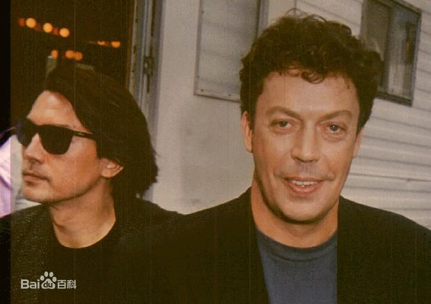 尊龙(John Lone)最新壁纸