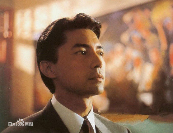 尊龙(John Lone)最新壁纸