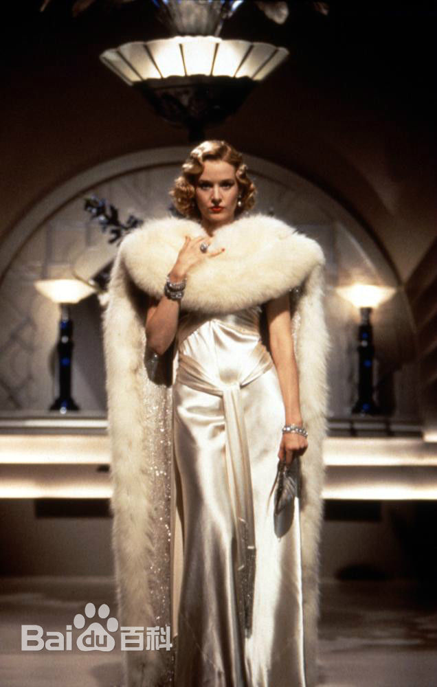 尊龙(John Lone)《魅影奇侠》剧照