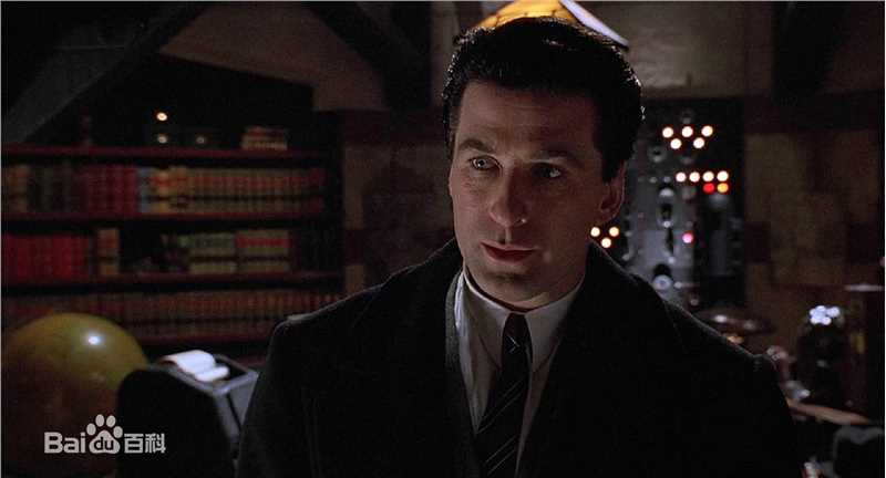 尊龙(John Lone)《魅影奇侠》剧照