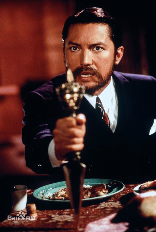 尊龙(John Lone)《魅影奇侠》剧照