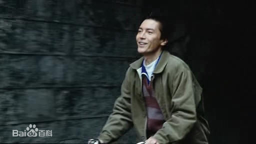 最优质尊龙(John Lone)生活照