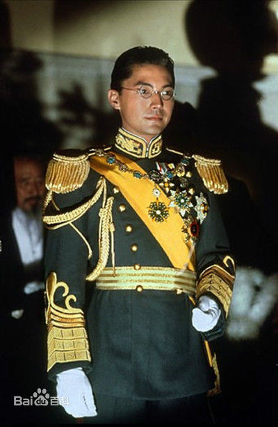 尊龙(John Lone)《末代皇帝》剧照