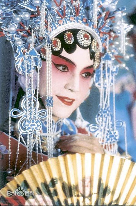 最全尊龙(John Lone)精彩图册