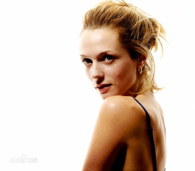 凯瑞·康顿(Kerry Condon)照片生活照