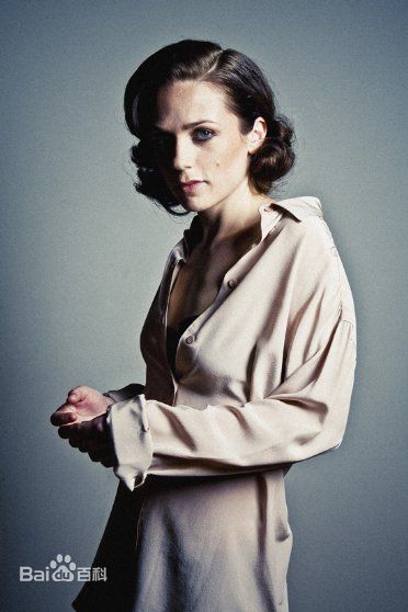凯瑞·康顿(Kerry Condon)照片生活照