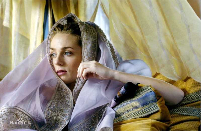 凯瑞·康顿(Kerry Condon)照片生活照