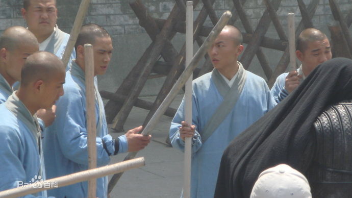 谢苗2008《少林寺传奇2之十三棍僧》最新剧照