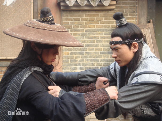 谢苗2008《少林寺传奇2之十三棍僧》最新剧照