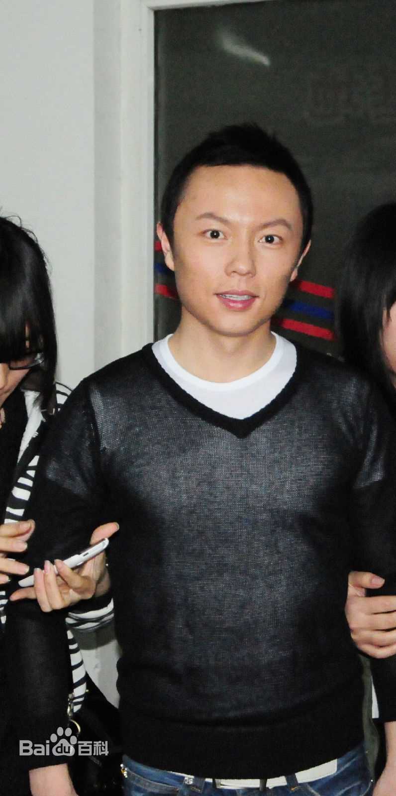 谢苗2011年3月超级访问壁纸壁纸