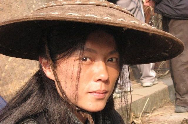 最新谢苗性感图片