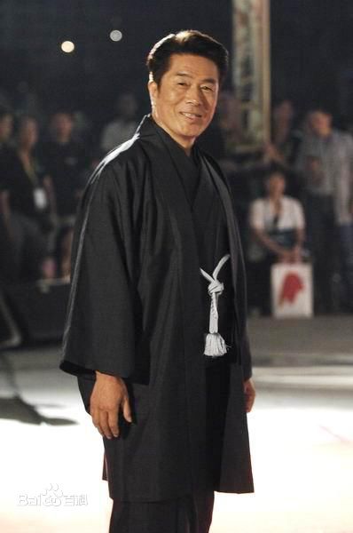 仓田保昭(Yasuaki Kurata)前后照片