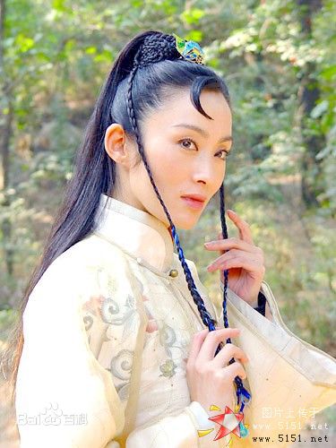 最全张敏(Sharla Cheung)在2004年《风满楼》饰演方云儿中的壁纸