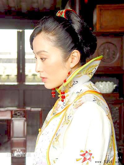 最全张敏(Sharla Cheung)在2004年《风满楼》饰演方云儿中的壁纸