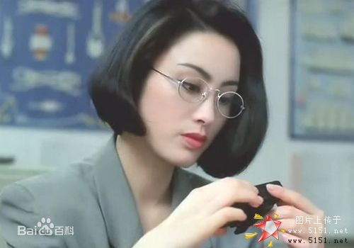 精选张敏(Sharla Cheung)在1991年《逃学威龙》饰演MissHo中的图册