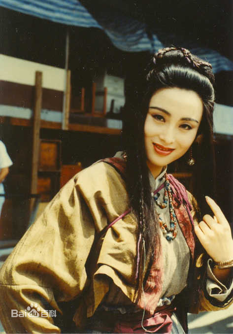 最新张敏(Sharla Cheung)在1992年《武装与苏乞儿》饰演如霜中的图集