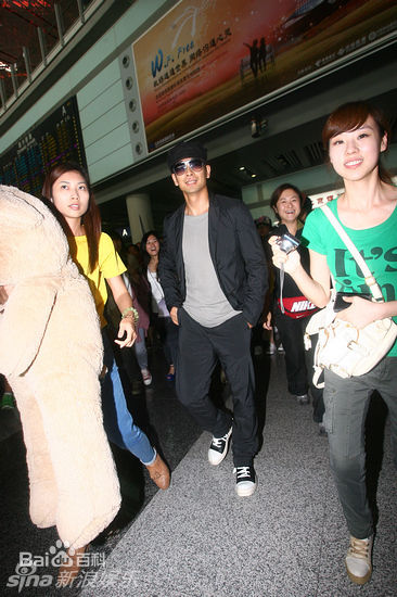 最优质黎姿(Gigi Lai)赵文卓精彩图册