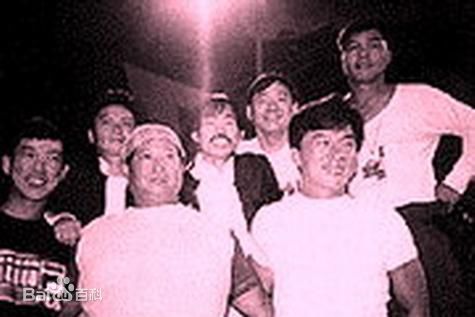 元华(Yuan Wah、yun4 wa4<i>（</i><i>粤语拼音）</i>)七小福时期素颜照壁纸