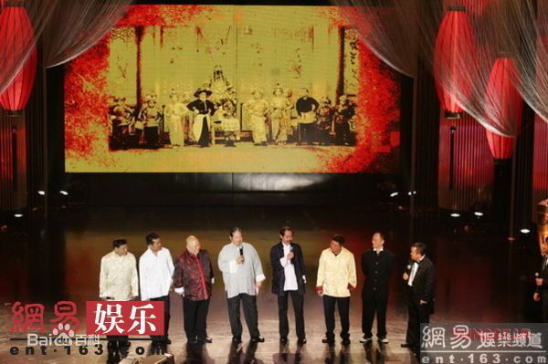 元华(Yuan Wah、yun4 wa4<i>（</i><i>粤语拼音）</i>)七小福时期素颜照壁纸