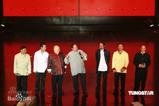 元华(Yuan Wah、yun4 wa4<i>（</i><i>粤语拼音）</i>)七小福时期素颜照壁纸