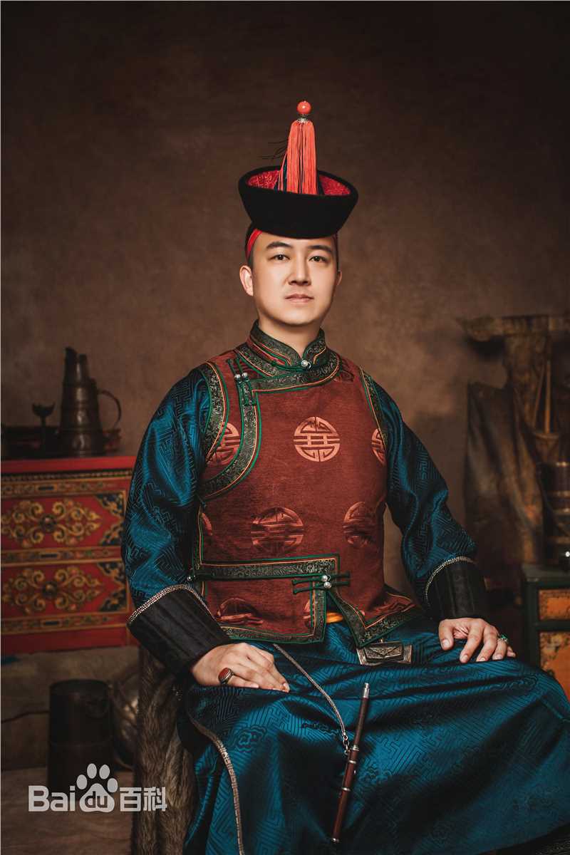 杜伟(Du Wei)生活照片前后照片