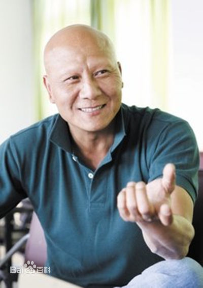 计春华生活照壁纸壁纸