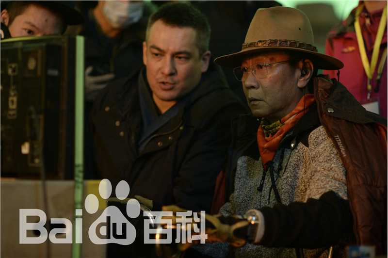 最新许安(Koan Hui)在《封神传奇》现场工作照中的壁纸