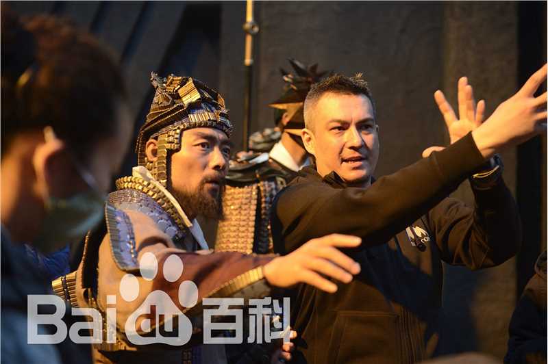 最新许安(Koan Hui)在《封神传奇》现场工作照中的壁纸