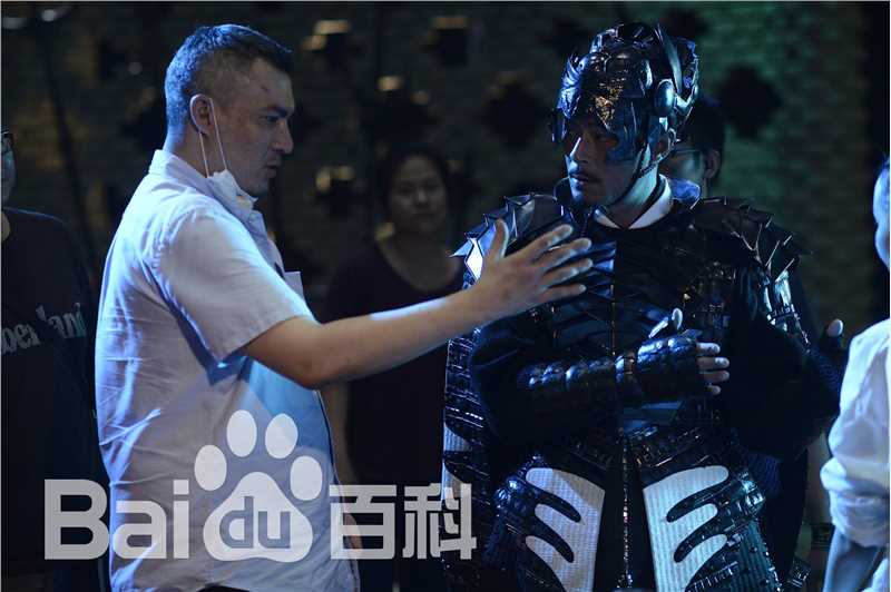 最新许安(Koan Hui)在《封神传奇》现场工作照中的壁纸