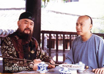 徐峥(Xú Zhēng)李卫当官生活照