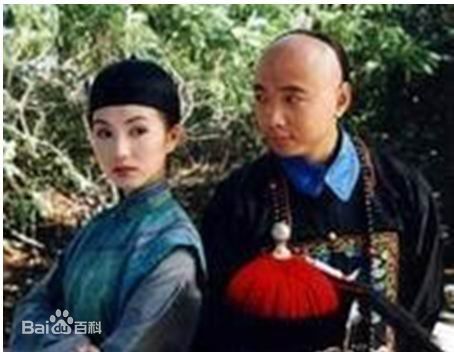 徐峥(Xú Zhēng)李卫当官生活照