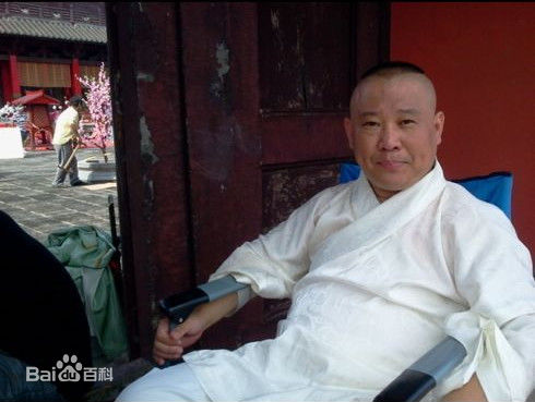 郭德纲(Degang Guo)老郭 精彩人生素颜照壁纸