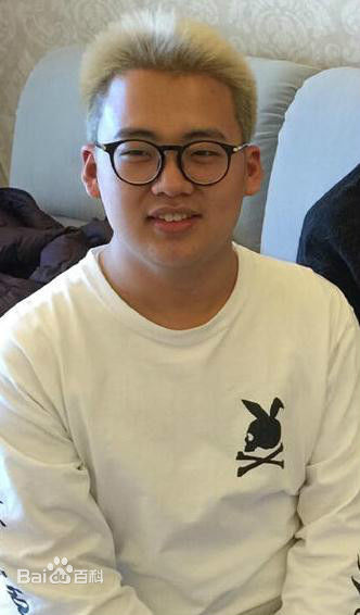 郭德纲(Degang Guo)的儿子们图片图集