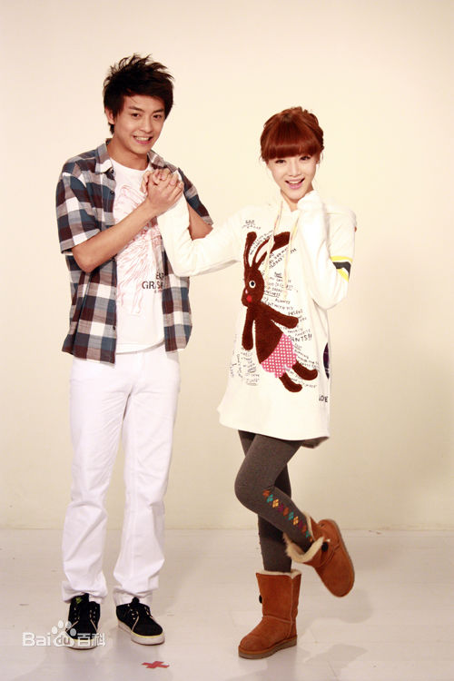 高清李佳航(Jean Lee)在《爱情公寓》 饰 张伟中的图集