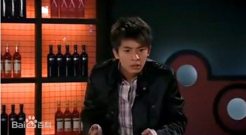 高清李佳航(Jean Lee)在《爱情公寓》 饰 张伟中的图集