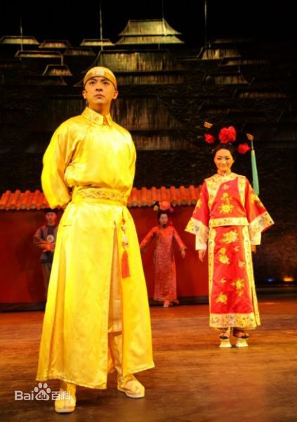 精选李佳航(Jean Lee)在话剧《鹿鼎记》 饰 康熙中的图册