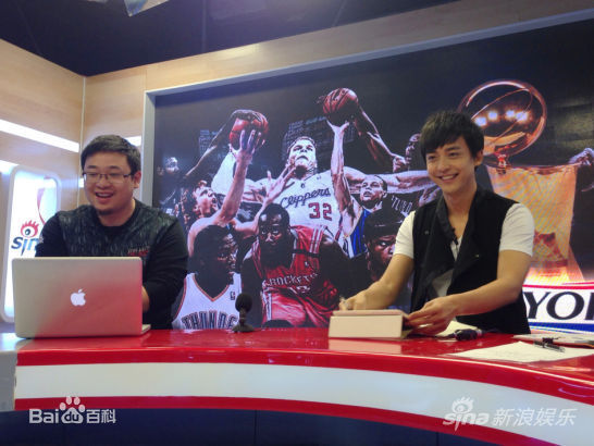 李佳航(Jean Lee)解说篮球比赛壁纸壁纸