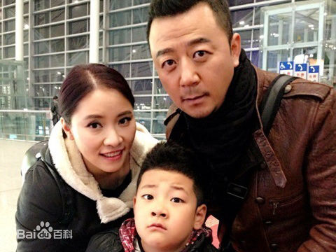 郭涛一家人前后照片