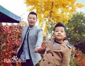 郭涛一家人前后照片