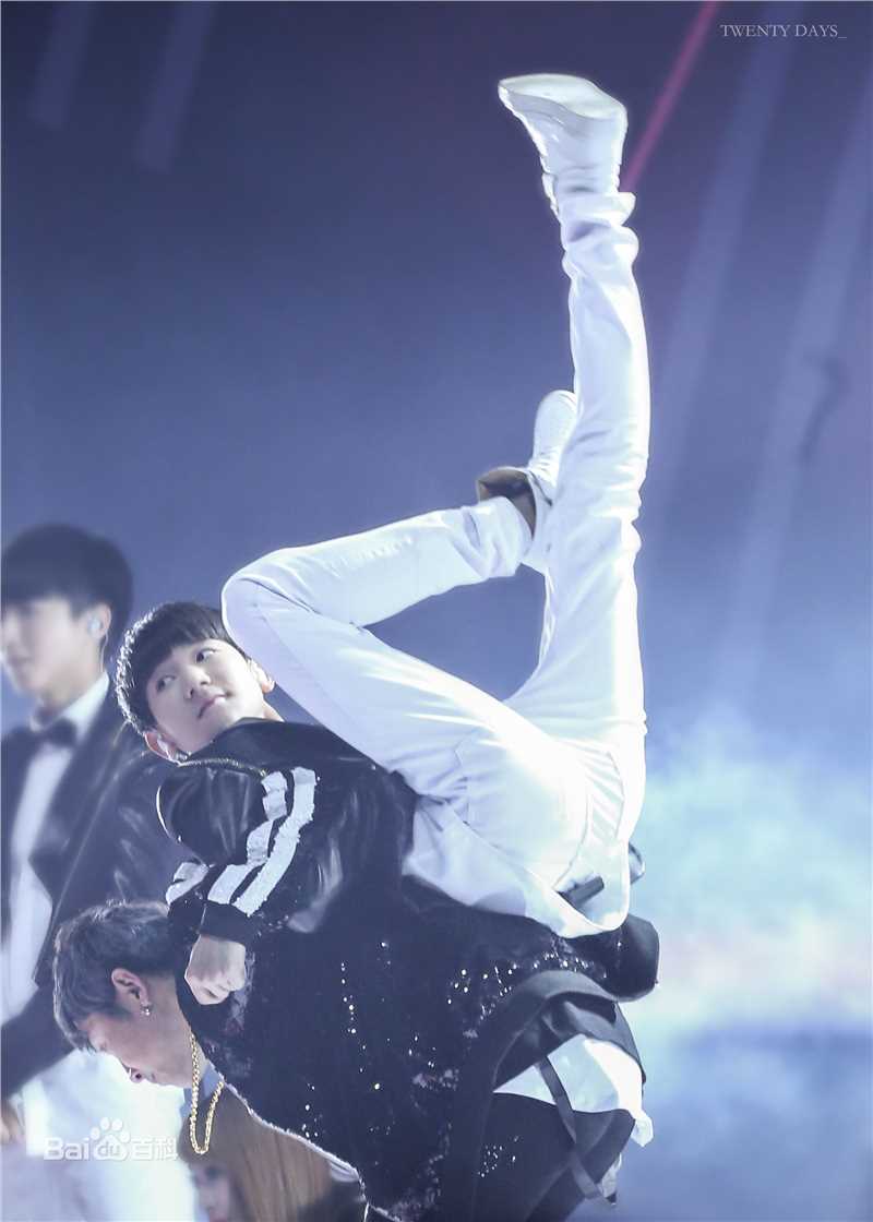 王源(Roy)舞台图片图册