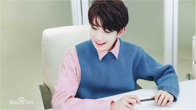 王源(Roy)代言图片图册